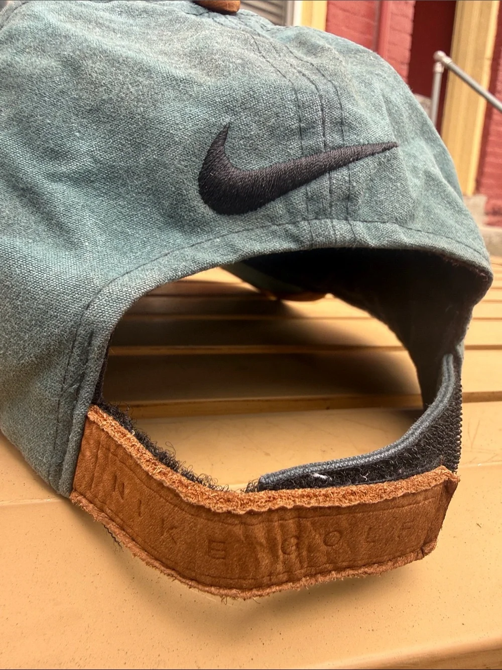 Vintage Nike Teal Golf Cap leather trim  Gold metal Swoosh